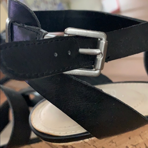 Like NEW Spring Wedges - Picture 5 of 8